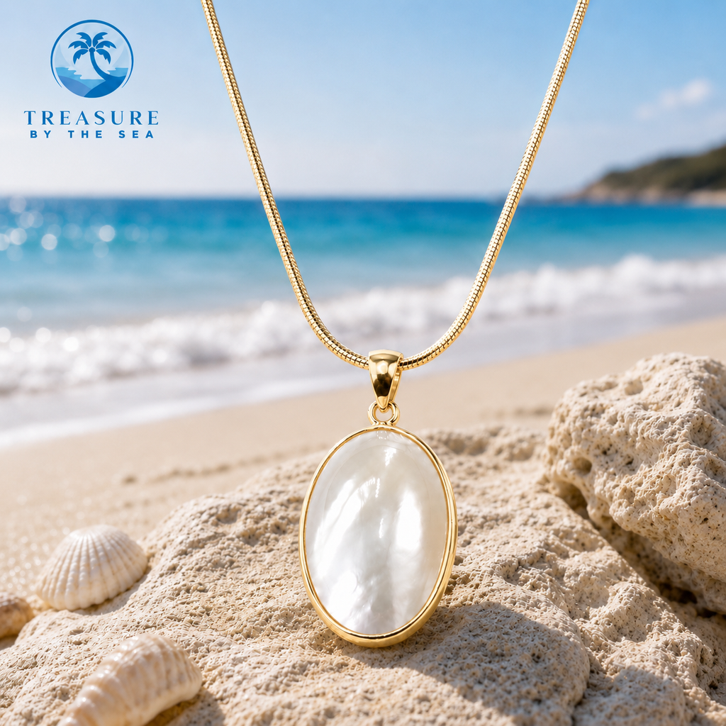 Coastal Pearl Oval Necklace Gold